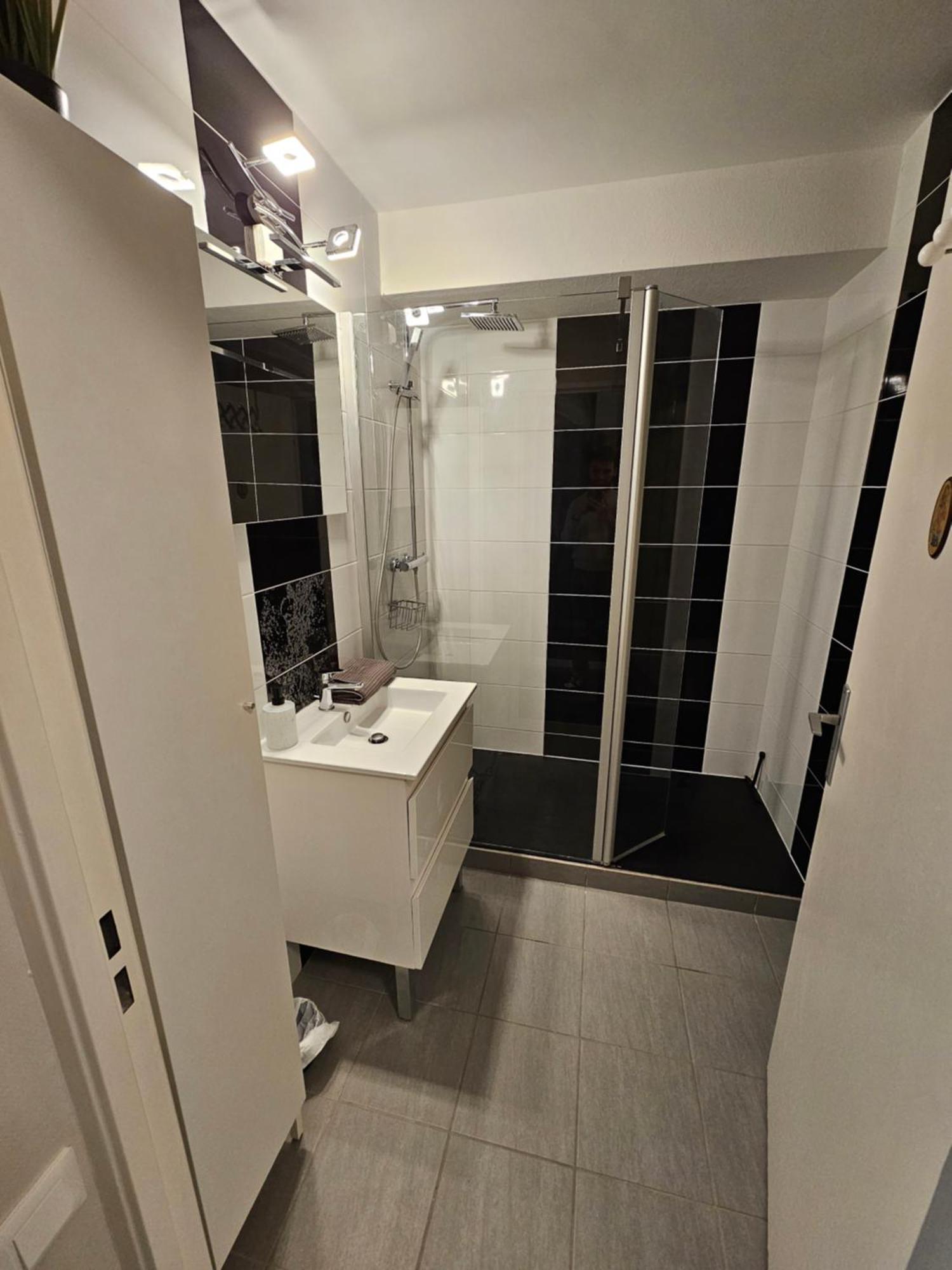 L'ambassadeur - Parking - Calme - 5 Min Centre Pau Apartment *