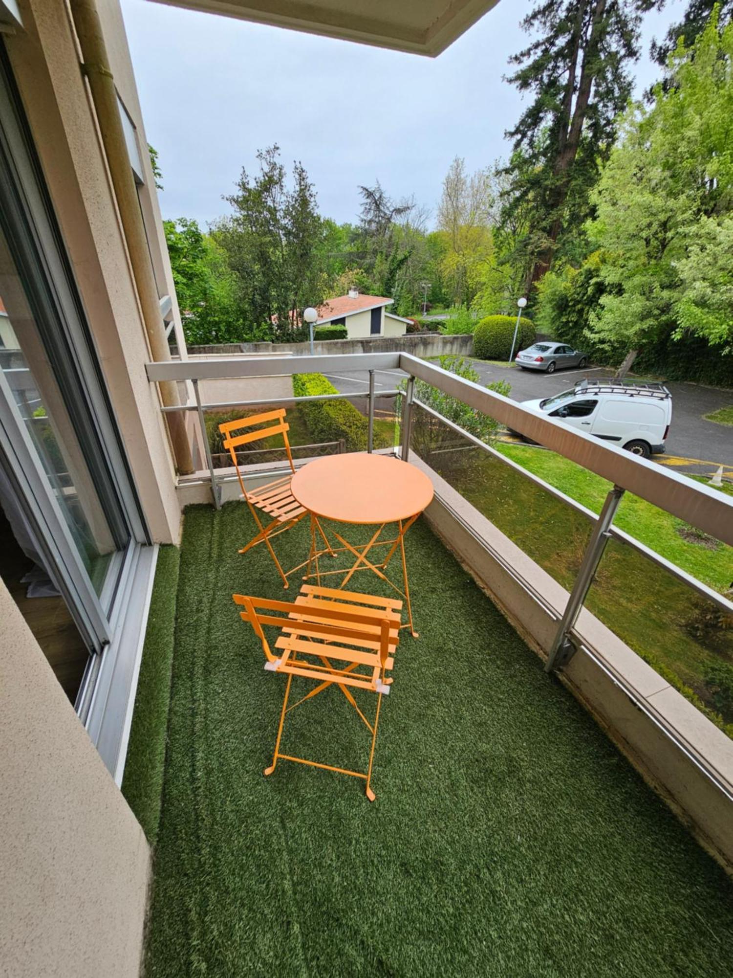L'ambassadeur - Parking - Calme - 5 Min Centre Pau * Billere