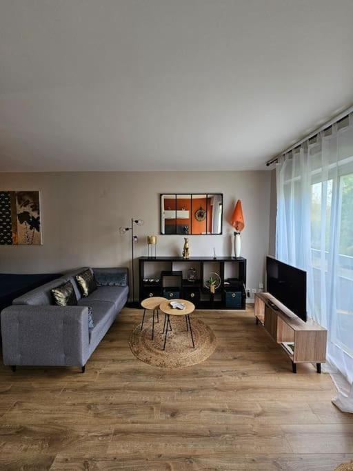 L'ambassadeur - Parking - Calme - 5 Min Centre Pau Apartment